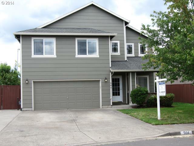 Property Photo:  504 SE 169th Ave  WA 98684 