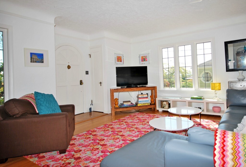 Property Photo: 7533 31 Ave NW WA 98117