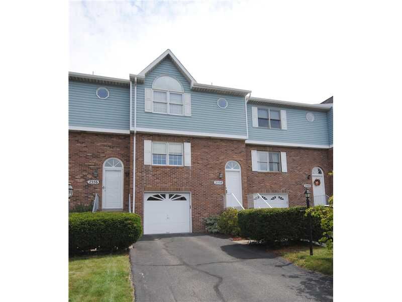 Property Photo:  2558 Hawthorne Drive  PA 15071 