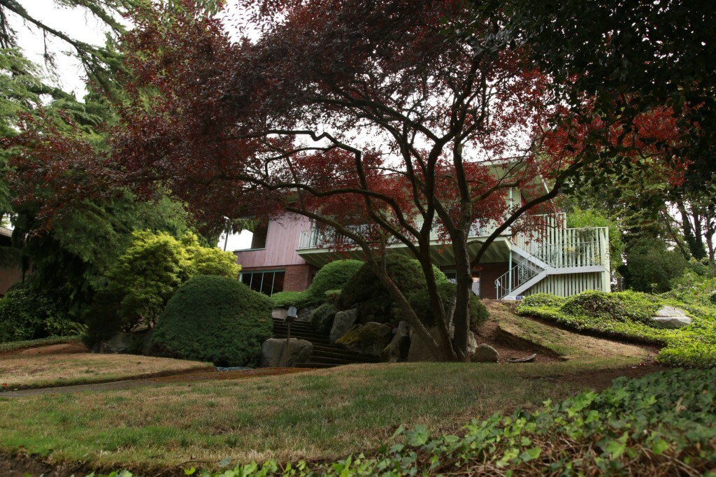 Property Photo:  8526 2nd Ave NE  WA 98115 