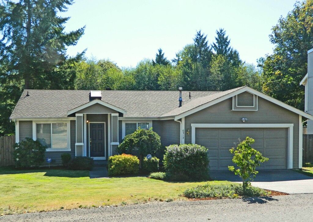 Property Photo:  6313  Grandridge Drive SE  WA 98367 