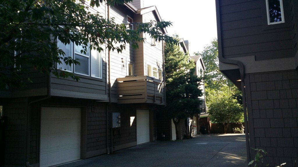 Property Photo: 2617 S Washington St WA 98144