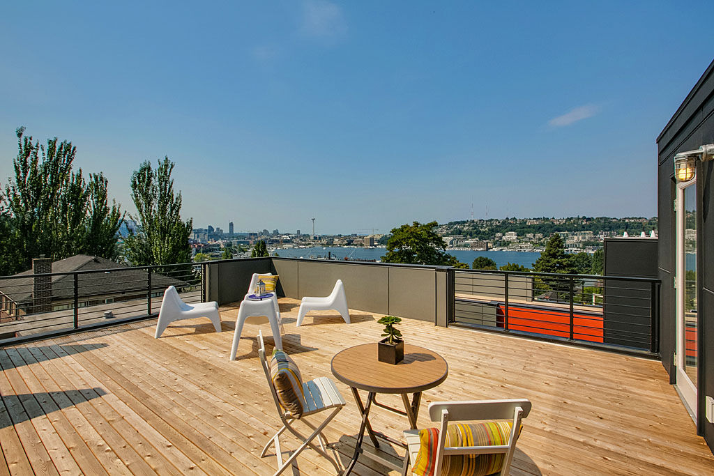 Property Photo: 2013 Boylston Ave E A WA 98102