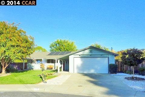 Property Photo:  17 Persimmon Court  CA 94598 