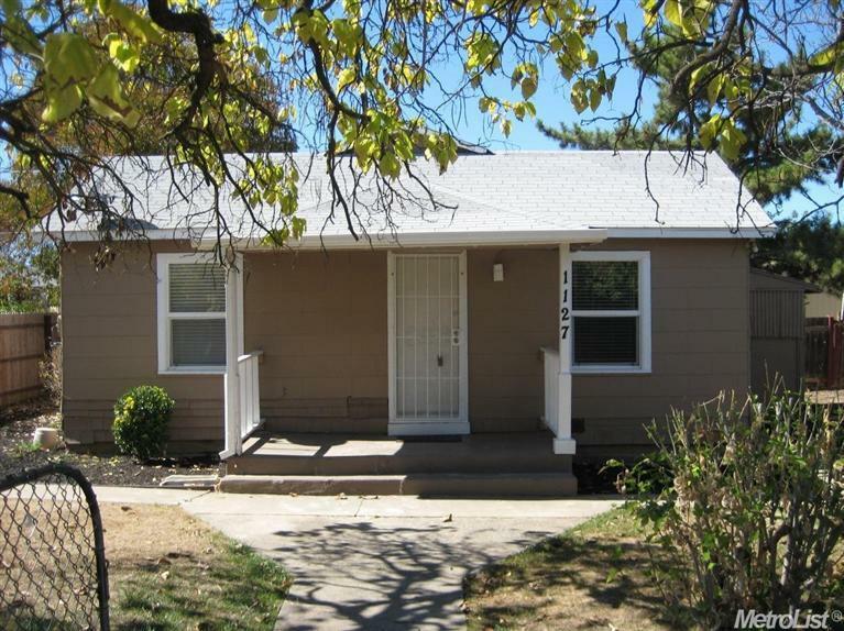 Property Photo:  1127 Frienza Avenue  CA 95815 