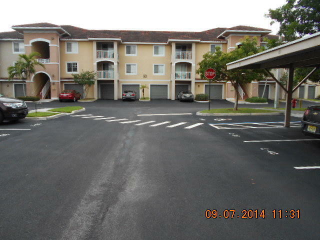 Property Photo: 6410 Emerald Dunes Drive 204 FL 33411