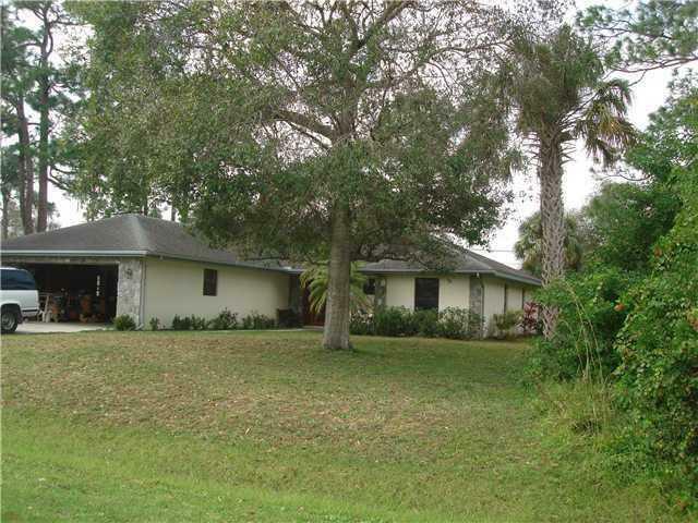 Property Photo: 6111 Spring Garden Place FL 34951