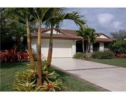 Property Photo:  2283 Spoonbill Drive  FL 34990 