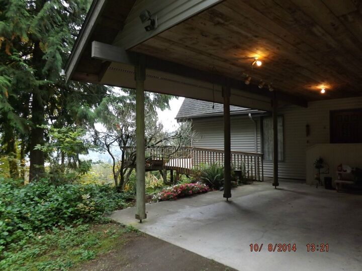 Property Photo: 570 Manley Rd WA 98229