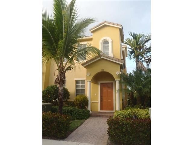 Property Photo:  127 Seagrape Drive 201  FL 33458 