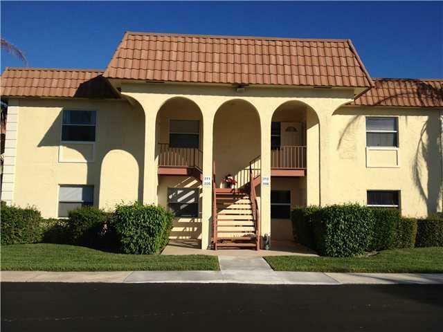 Property Photo: 717 S US Highway 1 205 FL 33477