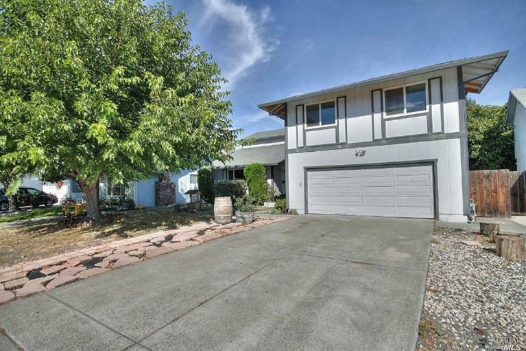 Property Photo:  1121 Santa Clara Lane  CA 94954 