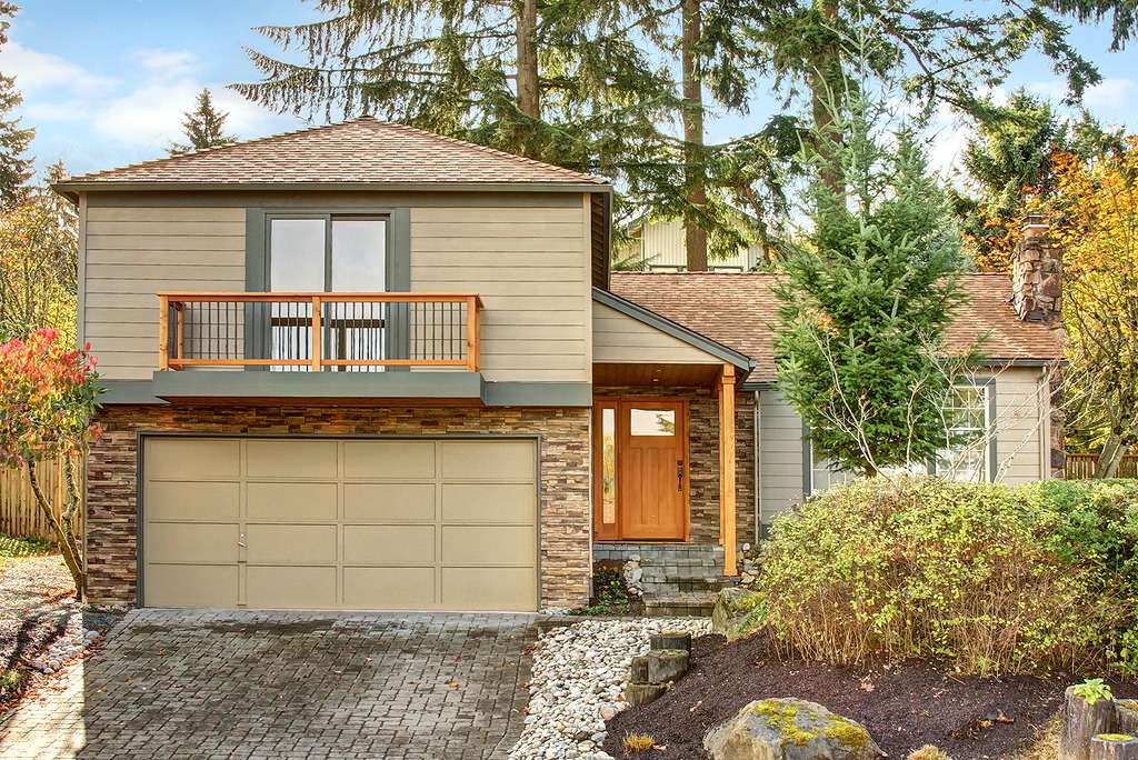 Property Photo:  15515 SE 50th St  WA 98006 