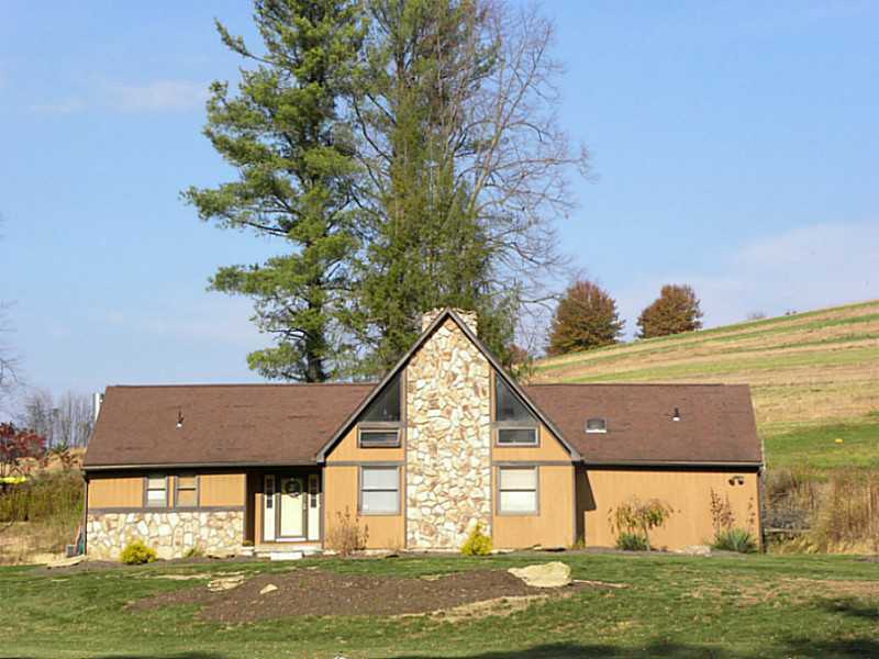574 Bebout Rd  Peters Twp PA 15367 photo