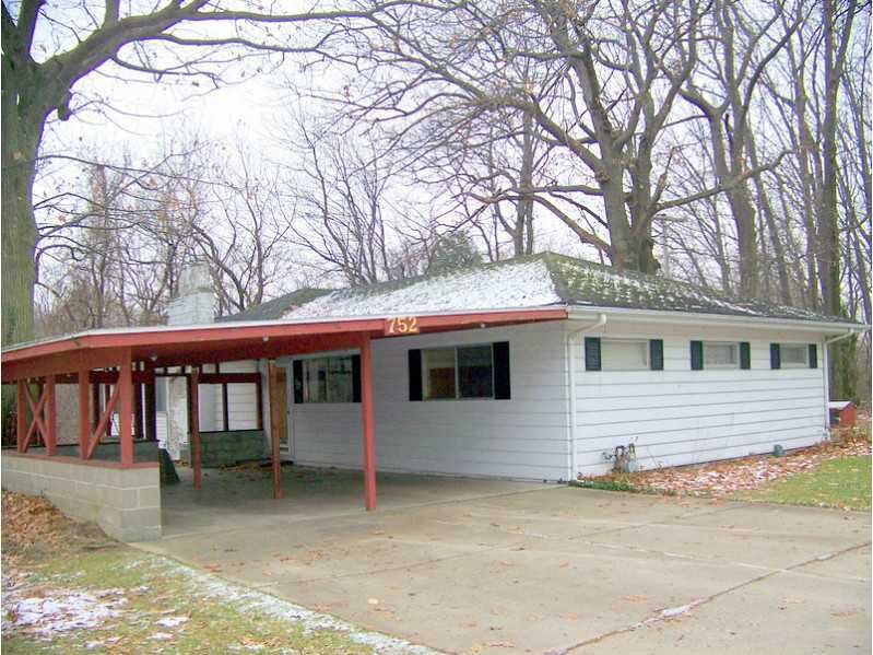 Property Photo: 752 Richardson Drive PA 16423