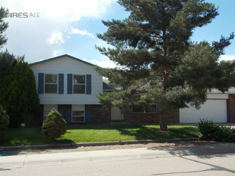 Property Photo: 5807 Ballina Ct CO 80525