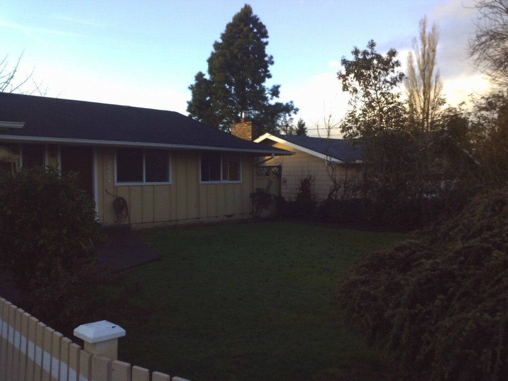 Property Photo:  28621 48th Ave S  WA 98001 