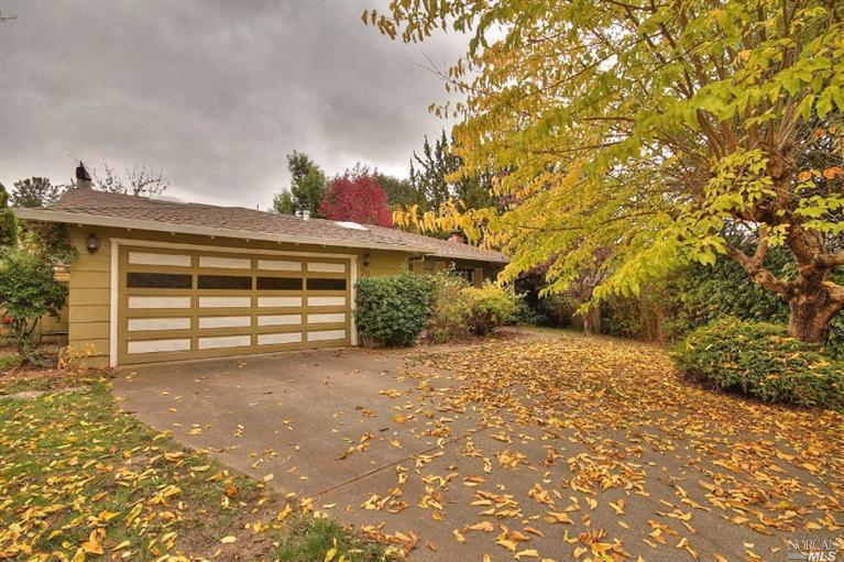 Property Photo: 70 Eames Court CA 94947