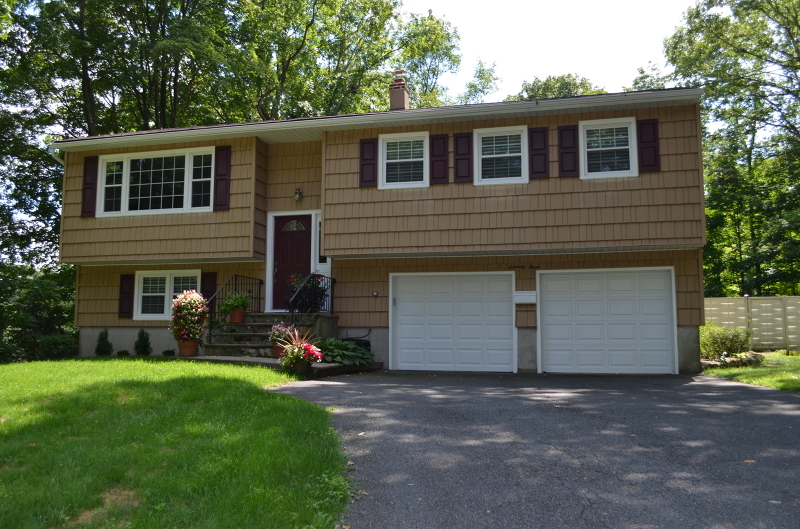 Property Photo:  73 St Marys Pl  NJ 07871 