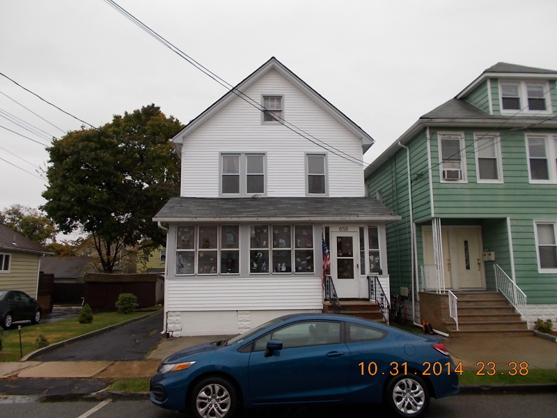 Property Photo:  658 Chestnut St  NJ 07032 