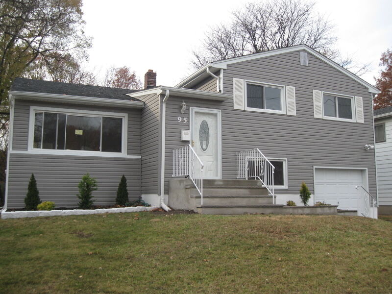 Property Photo:  95 Eastern Pky  NJ 07205 