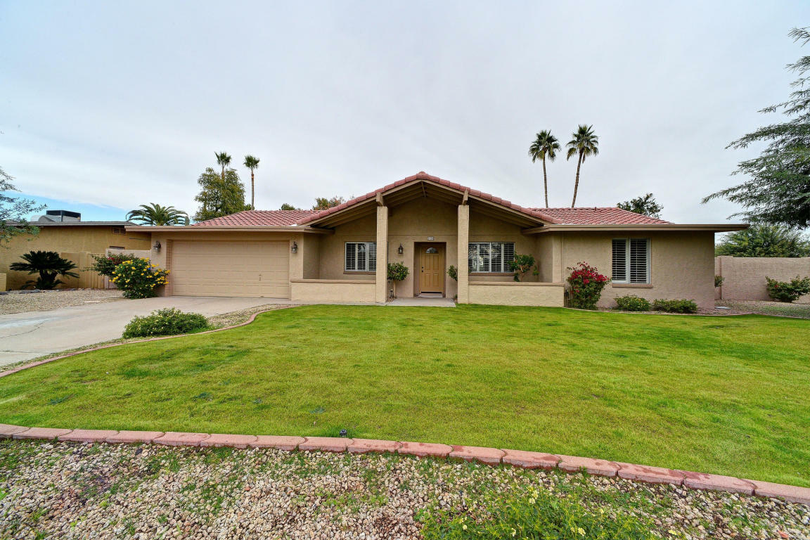 Property Photo: 5150 E Poinsettia Drive AZ 85254