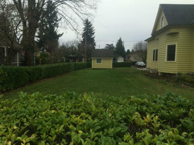 Property Photo: N Portsmouth Ave OR 97203