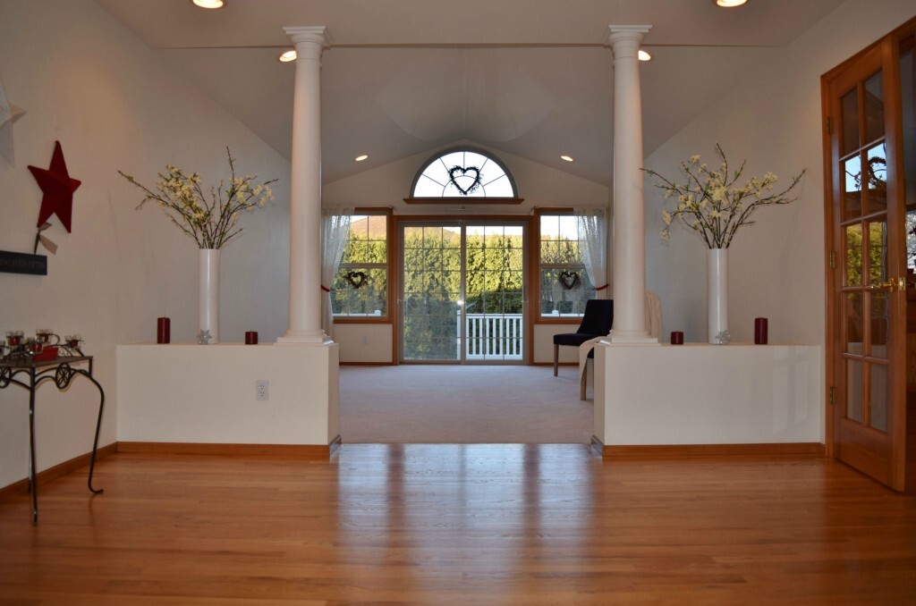 Property Photo: 1197 Edgewater Lane WA 98264