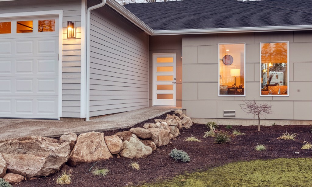 Property Photo: 313 Melrose Place WA 98282