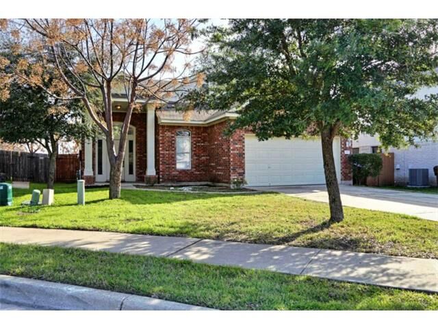 Property Photo: 665 Reggie Jackson Trail TX 78665