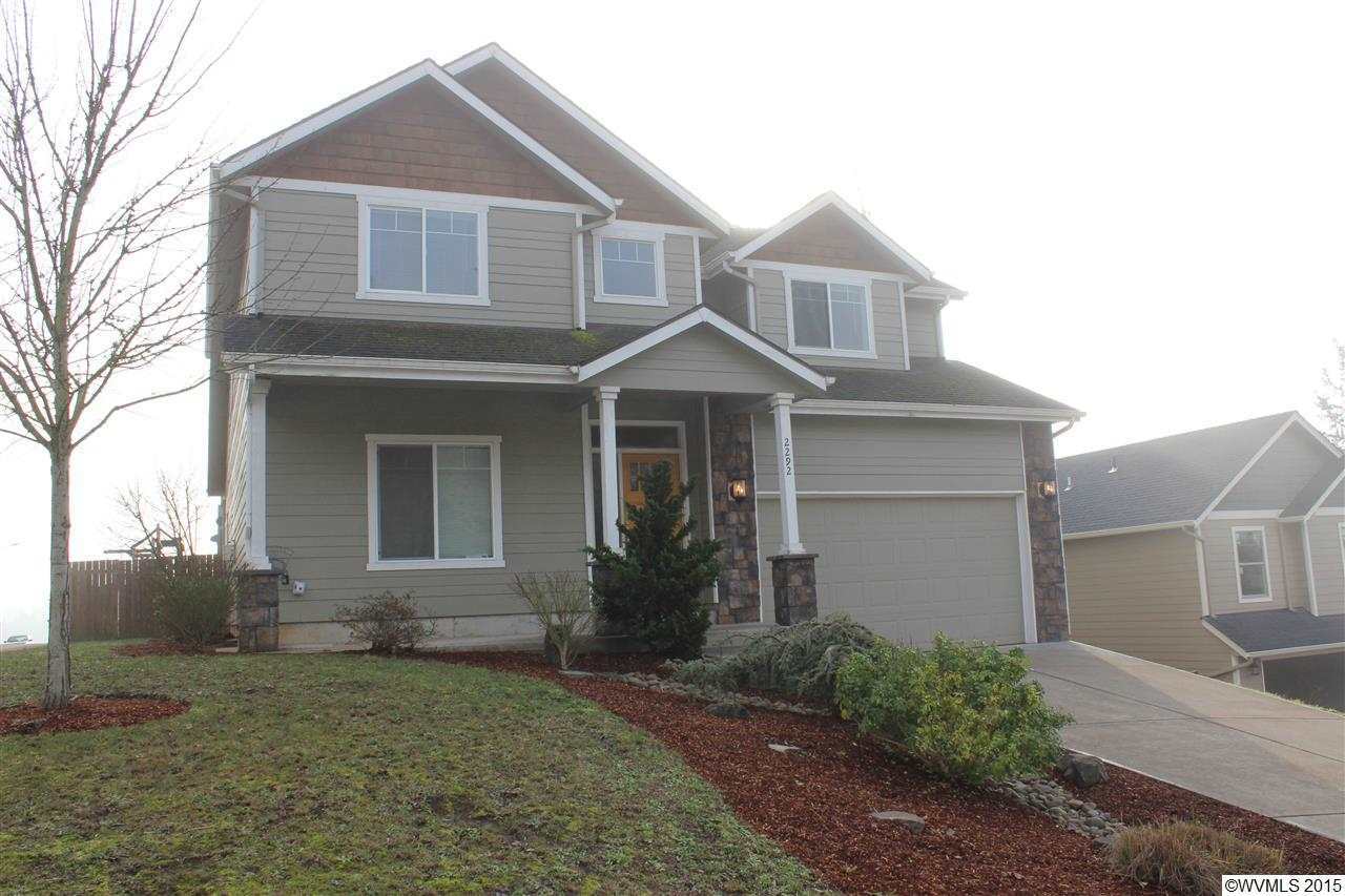 Property Photo: 2292 Novare Ct SE OR 97306