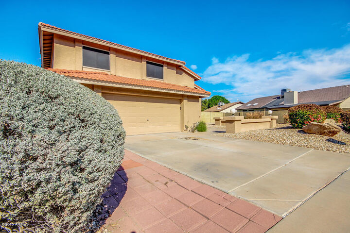 Property Photo:  6410 W Crocus Drive  AZ 85306 
