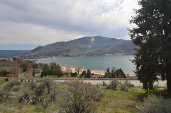 Property Photo:  926 No See Um Rd  WA 98816 