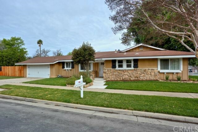 Property Photo:  1326 S Buena Vista Avenue  CA 92882 