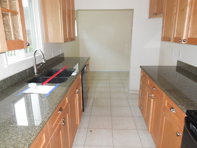 Property Photo:  1905 Hoyt Ave  WA 98201 