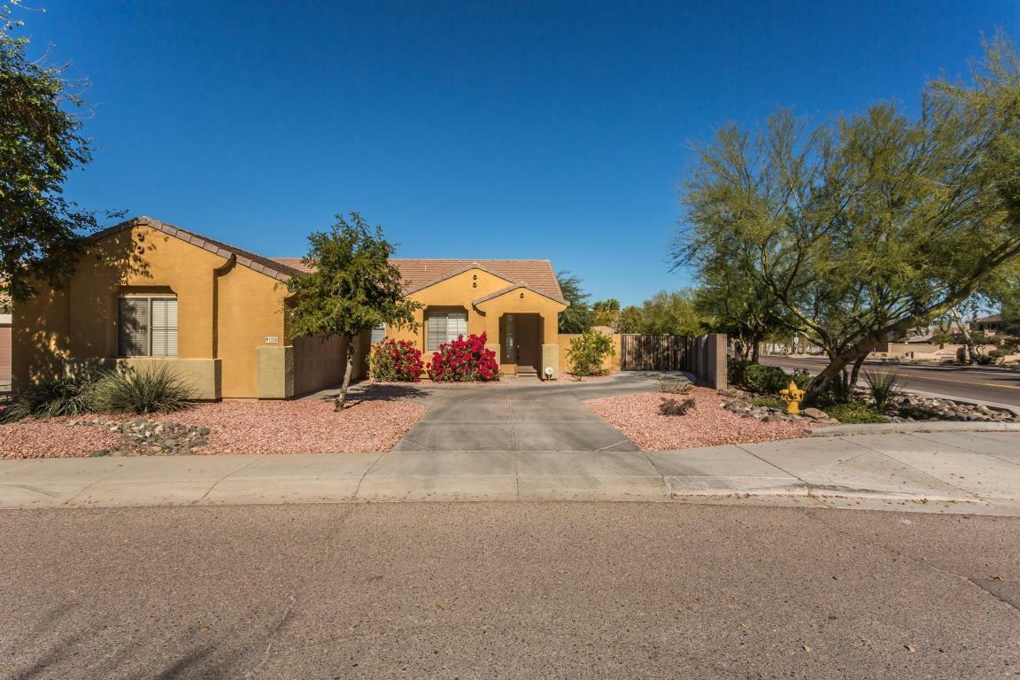 Property Photo:  1528 E Gary Way  AZ 85042 