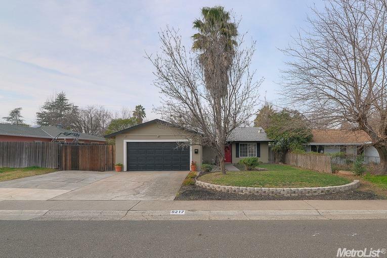 Property Photo:  8217 Yardgate Way  CA 95621 