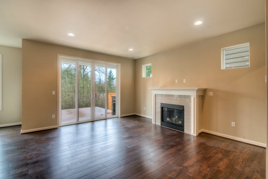 Property Photo: 16146 77th Ave E WA 98373