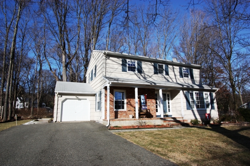 Property Photo:  10 Alpine Rd  NJ 07005 