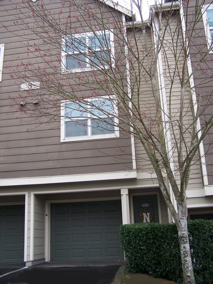 Property Photo: 3116 164th St SW 804 WA 98087