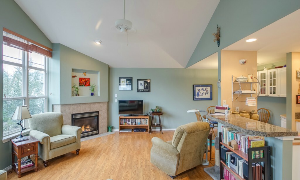 Property Photo: 7211 Centerville Ct 1103 WA 98292