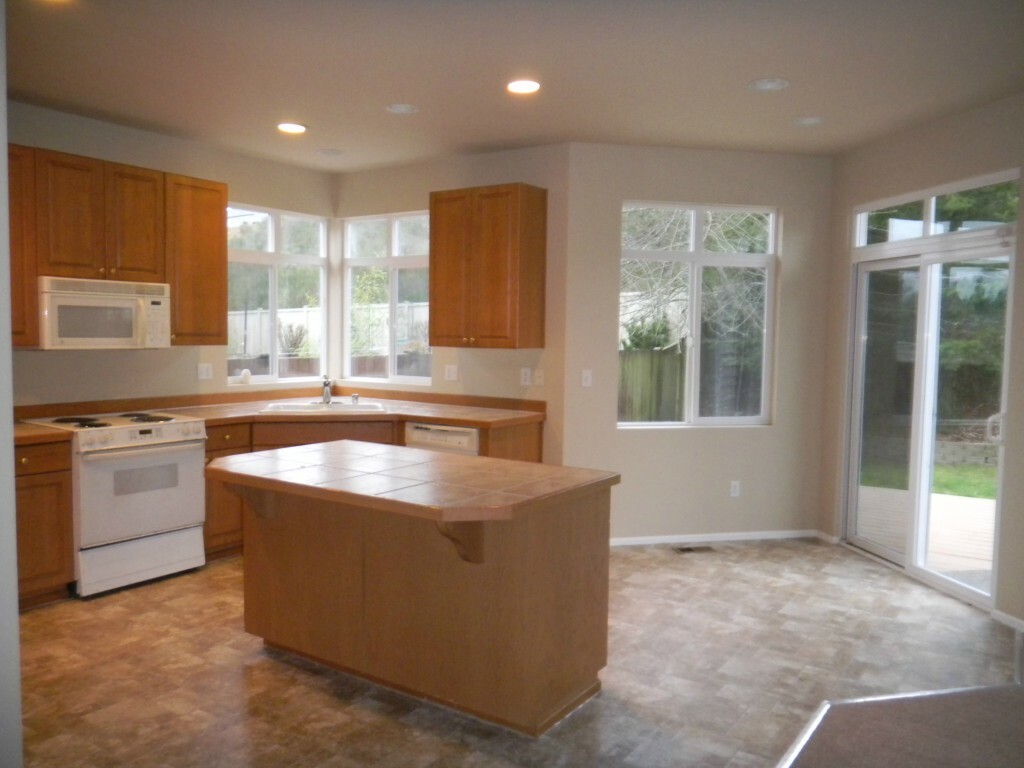 Property Photo: 6241 62nd St Ct W WA 98467