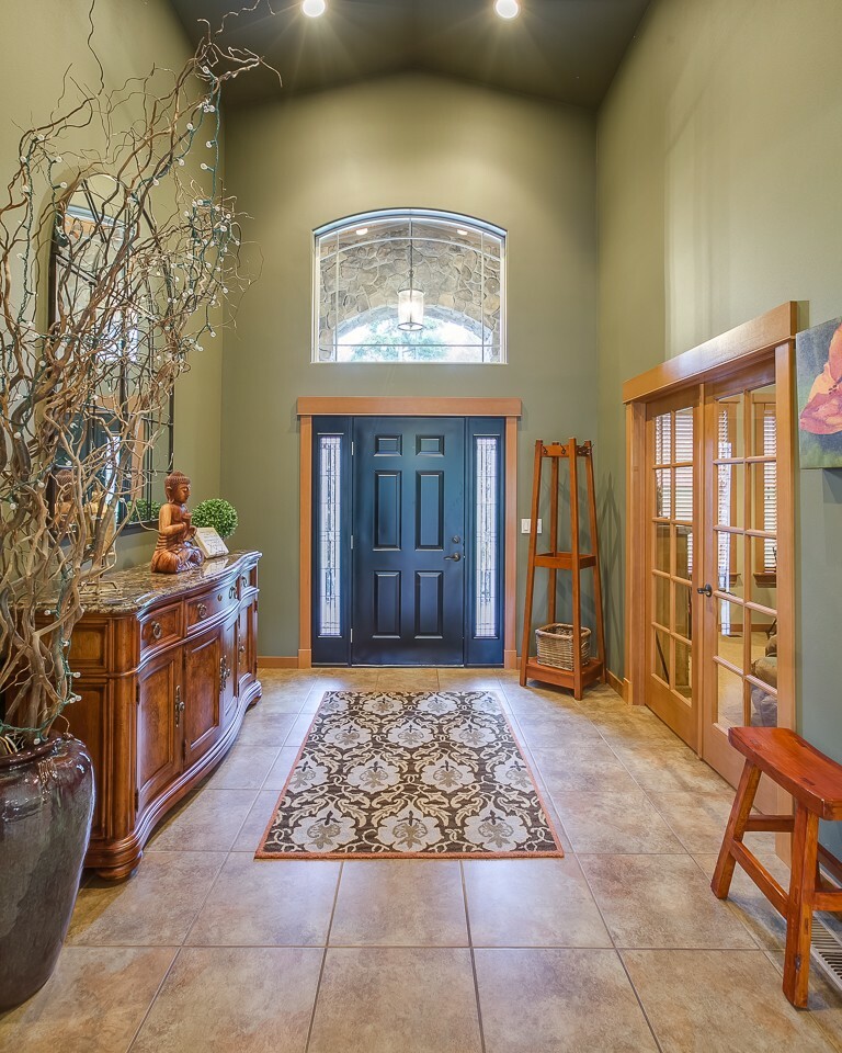 Property Photo: 275 S West Camano Dr WA 98282