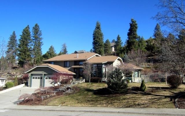 Property Photo: 10120 N Seminole Dr WA 99208