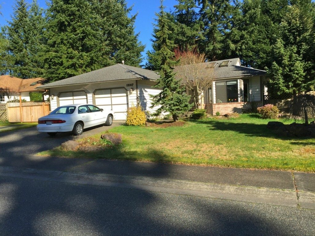 Property Photo:  13317 27th Dr SE  WA 98012 