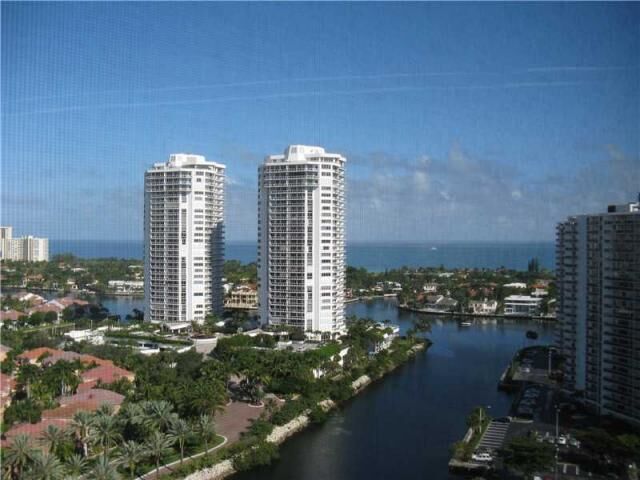 Property Photo: 3731 N Country Club Drive FL 33180