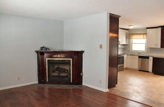 Property Photo: 23 Upland Terrace OH 43050