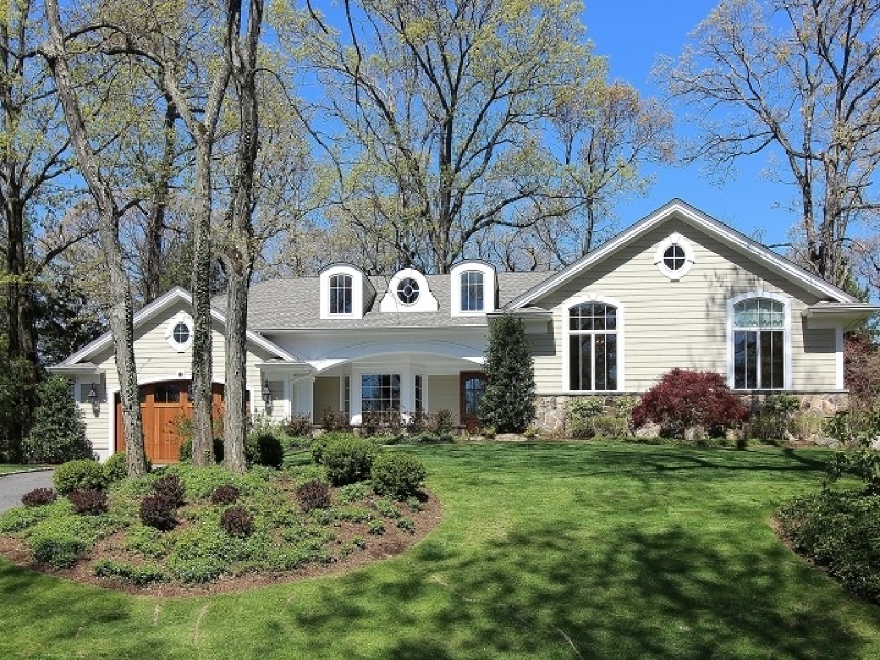 Property Photo: 255 Oak Ridge Ave NJ 07901