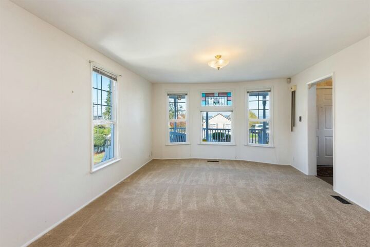 Property Photo:  2210 N 29th St  WA 98403 