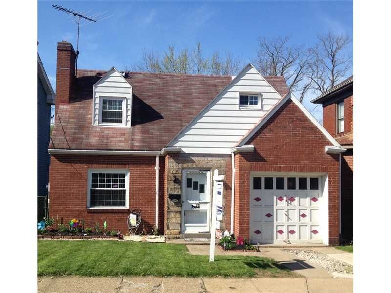 Property Photo:  1107 Strahley Place  PA 15220 